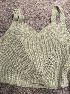 Vero Moda Henja sleeveless knit top in green